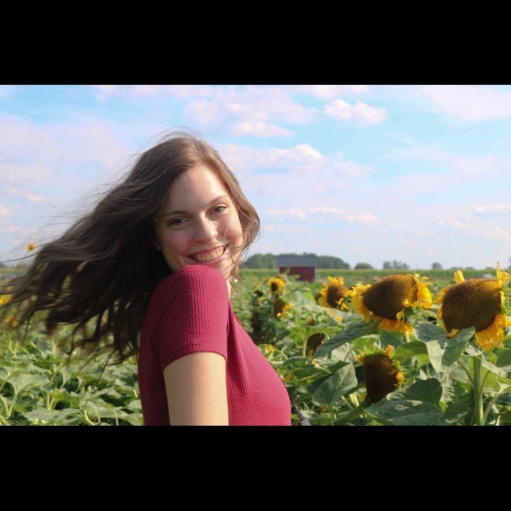 Meet your Posher, Julia